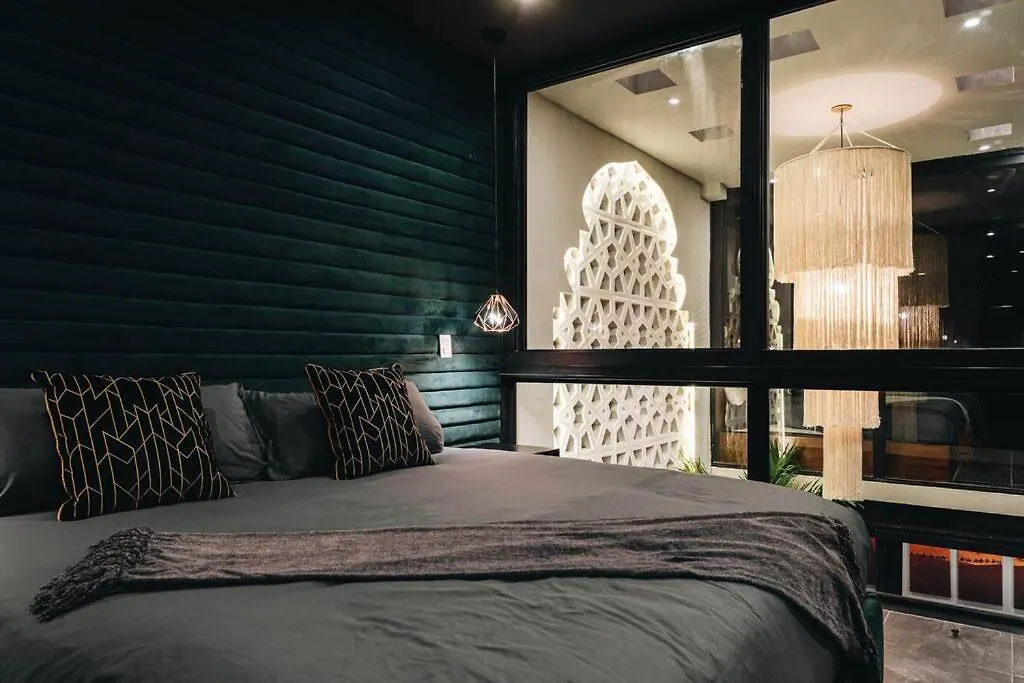 Luxury Villa, 4 Pools - Beach Club - Nocturna Sahara 图卢姆 0*,  墨西哥